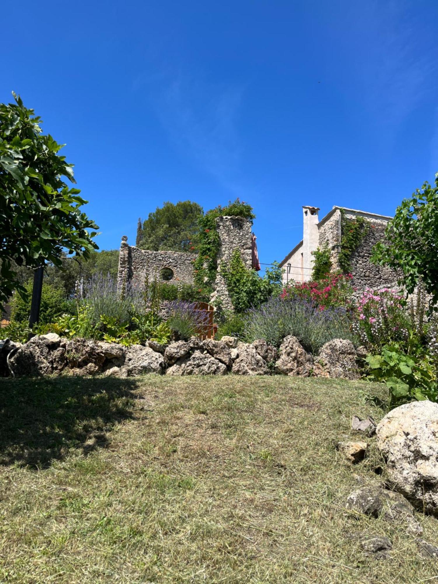 La Parenthese Du Var - Chambre D'Hotes Petits Dejeuners Inclus Et Terrasse Ombragee Saint-Antonin-du-Var Exterior photo